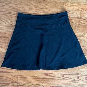 Athletes Skirt Dark Gray Sz 10 PERFECT